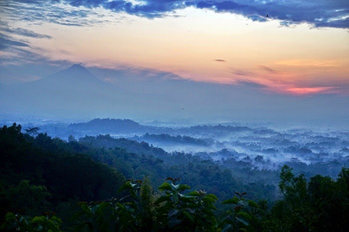 #LiburanDiYogya : Punthuk Setumbu, Untuk Sunrise, Kabut dan Borobudur #LiburanDiYogya : Punthuk Setumbu, Untuk Sunrise, Kabut dan Borobudur