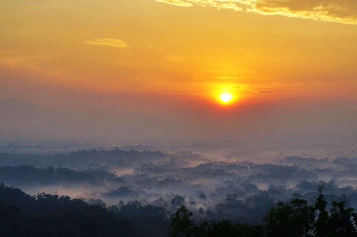 #LiburanDiYogya : Punthuk Setumbu, Untuk Sunrise, Kabut dan Borobudur #LiburanDiYogya : Punthuk Setumbu, Untuk Sunrise, Kabut dan Borobudur