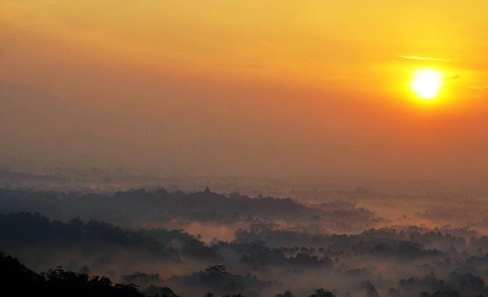 #LiburanDiYogya : Punthuk Setumbu, Untuk Sunrise, Kabut dan Borobudur #LiburanDiYogya : Punthuk Setumbu, Untuk Sunrise, Kabut dan Borobudur