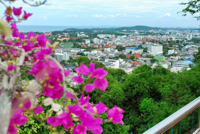 Si Unik Tang Kuan Hill Top, Songkhla Thailand Si Unik Tang Kuan Hill Top, Songkhla Thailand